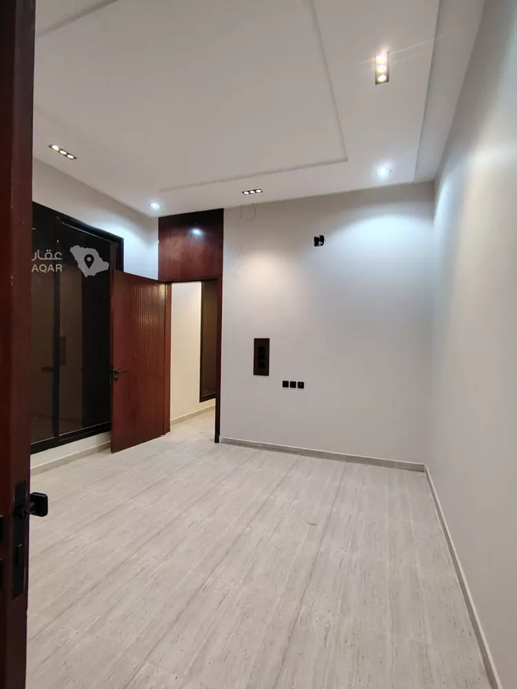 Floor for Sale in Riyadh Tuwaiq صورة 2