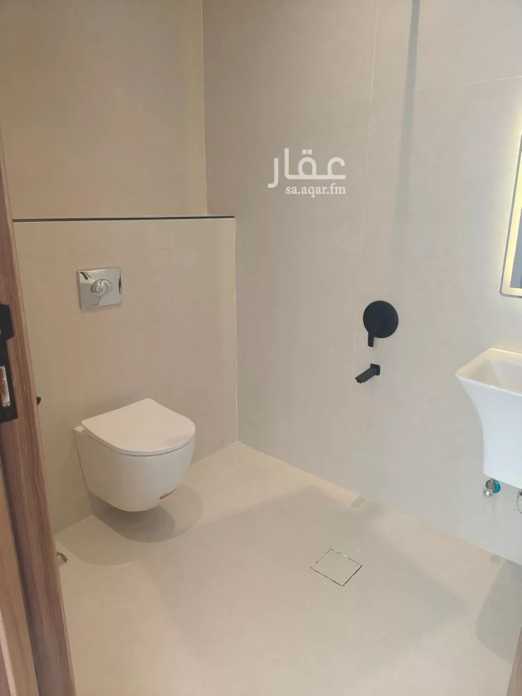 شقة للبيع في شارع اوس ابن خولي ابن عبدالله ابن الحارث, حي الورود, مدينة المزاحمية, منطقة الرياض صورة 3