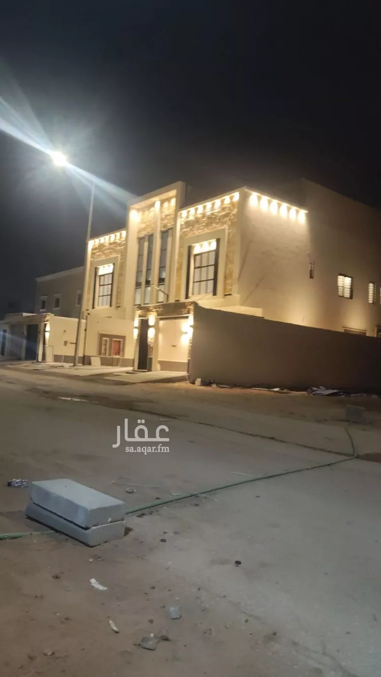 دور للبيع في شارع صفوان بن المعطل, حي نوارة, مدينة المزاحمية, منطقة الرياض