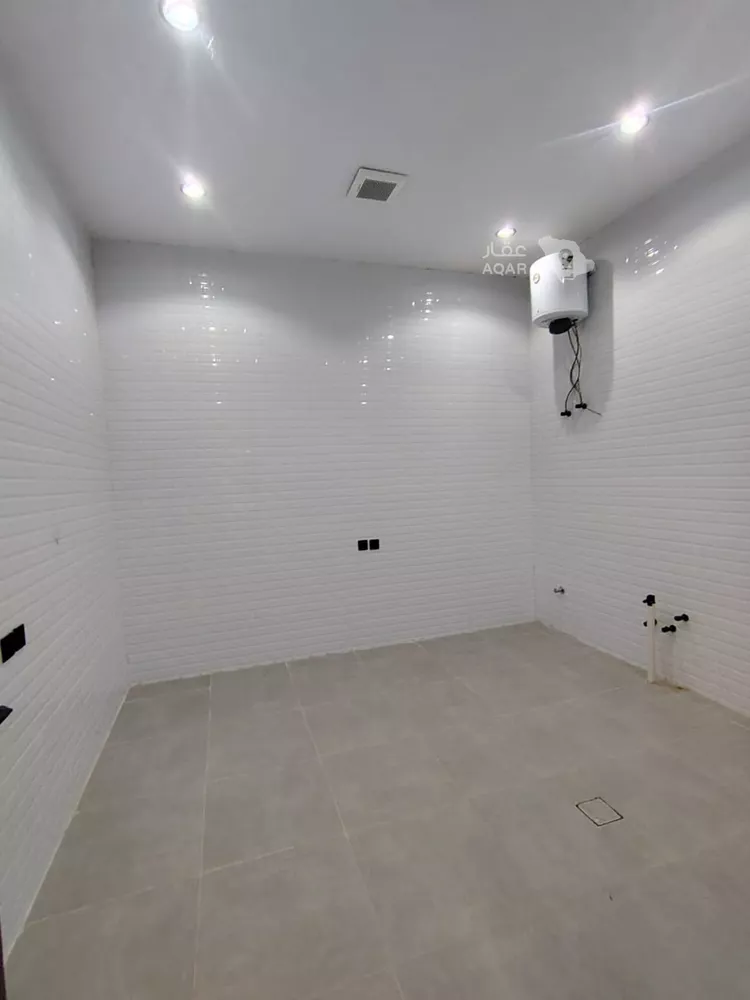 Floor for Sale in Riyadh Tuwaiq صورة 5