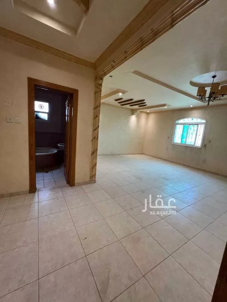 فيلا للبيع في شارع هبة الله بن أبي سعد, حي إشبيلية, مدينة الرياض, منطقة الرياض 6