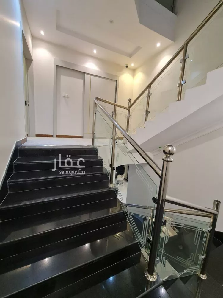 فيلا للبيع في شارع رقم 245, حي المونسية, مدينة الرياض, منطقة الرياض