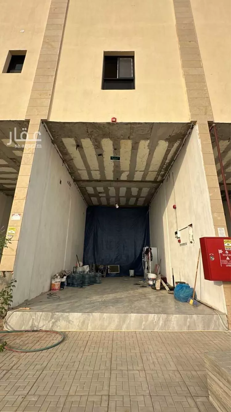 Shop for Rent in Riyadh Al Mahdiyah صورة 3