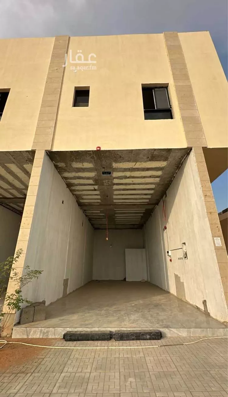 Shop for Rent in Riyadh Al Mahdiyah صورة 2