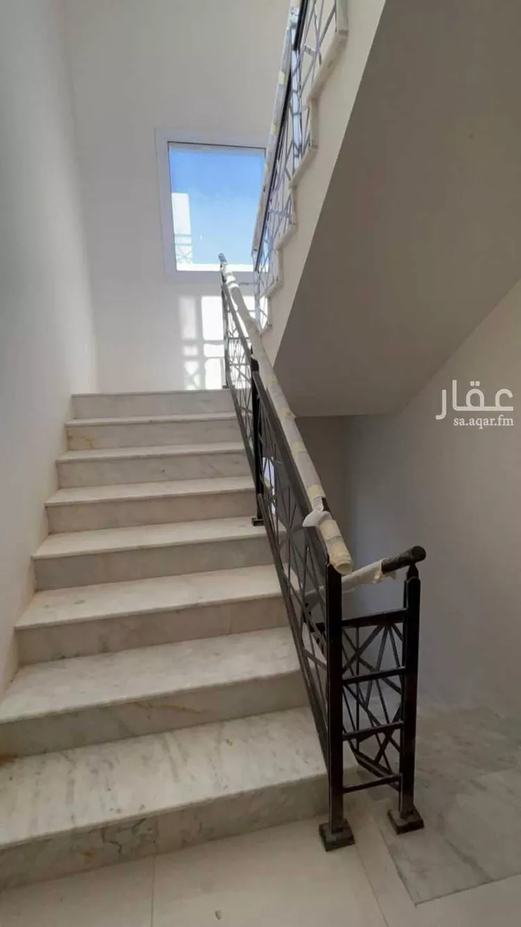 فيلا للإيجار في حي مطار الملك خالد الدولي ، الرياض ، منطقة الرياض 1 صورة