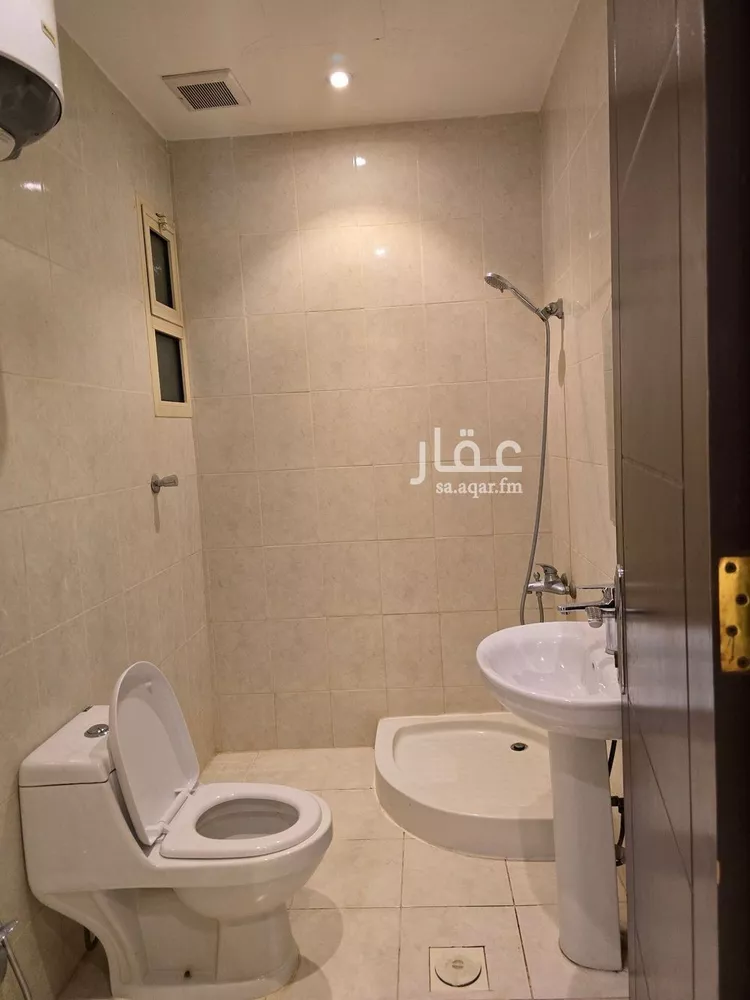 شقة للإيجار في شارع البحيرات, حي الملقا, مدينة الرياض, منطقة الرياض صورة 5