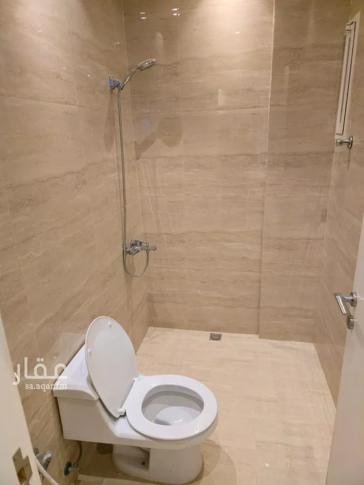 دور للإيجار في شارع رقم 405, حي الملقا, مدينة الرياض, منطقة الرياض صورة 3