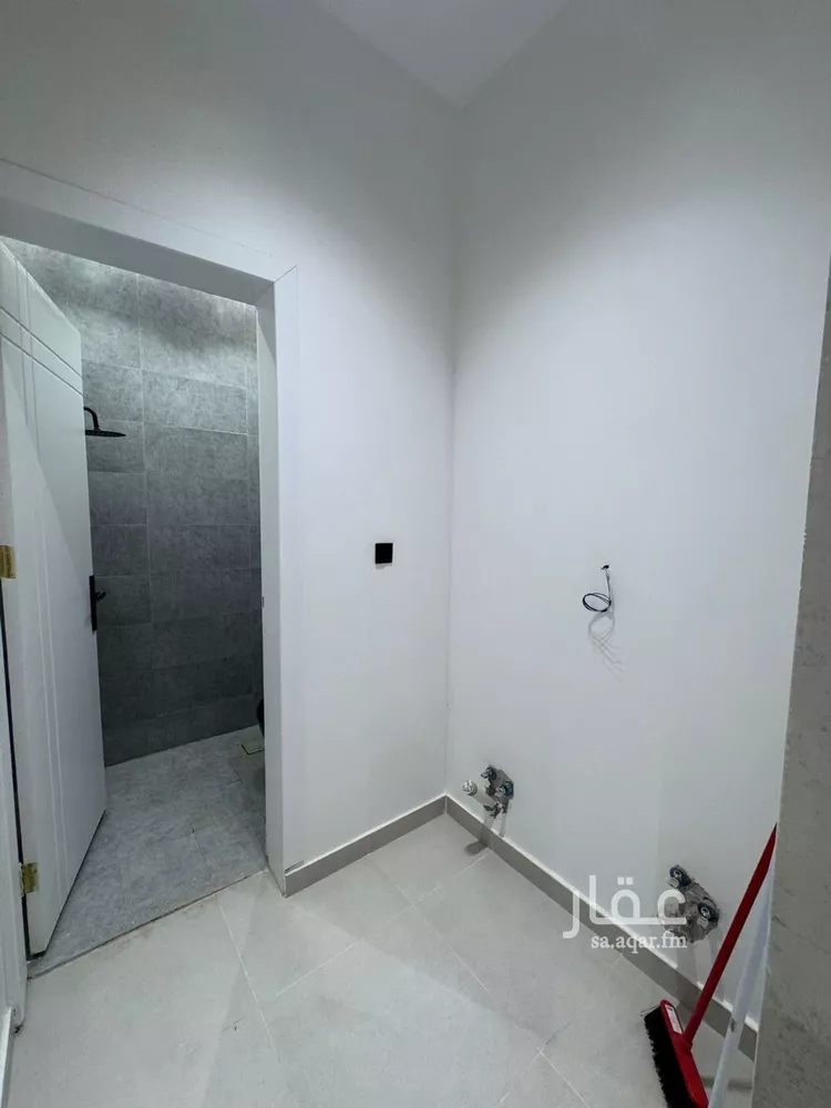 دور للبيع في شارع رقم 138, حي الجنادرية, مدينة الرياض, منطقة الرياض صورة 5