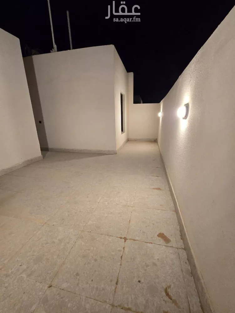 شقة للبيع في شارع عمر ابن حبيب, حي الجنادرية, مدينة الرياض, منطقة الرياض صورة 2