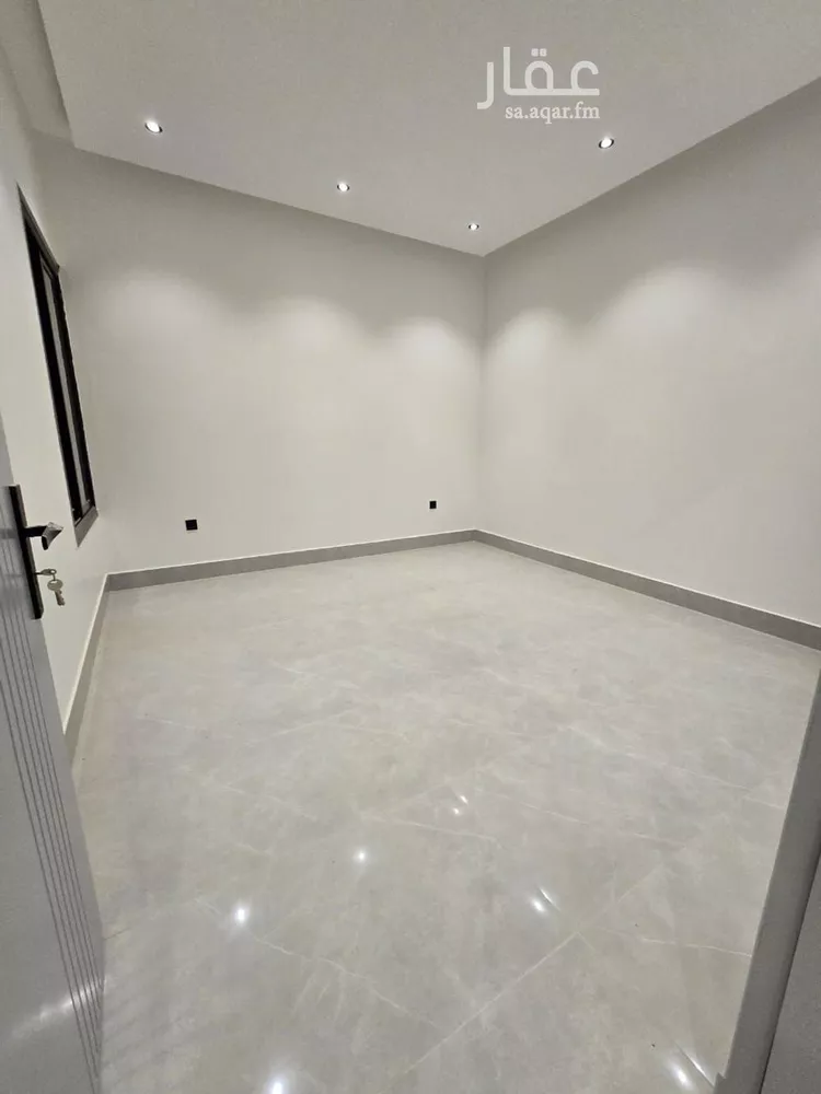 شقة للبيع في شارع عمر ابن حبيب, حي الجنادرية, مدينة الرياض, منطقة الرياض 7