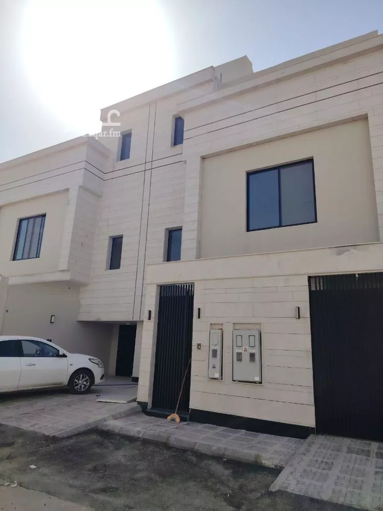 دور للبيع في شارع رقم 140, حي الجنادرية, مدينة الرياض, منطقة الرياض صورة 2