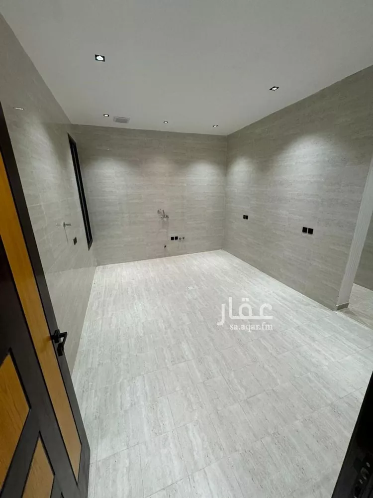 فيلا للبيع في شارع مسلم بن عبيدالله, حي الرمال, مدينة الرياض, منطقة الرياض 17