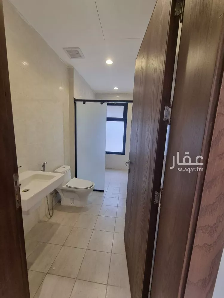 Villa for Rent in Riyadh Al Janadriyah 8