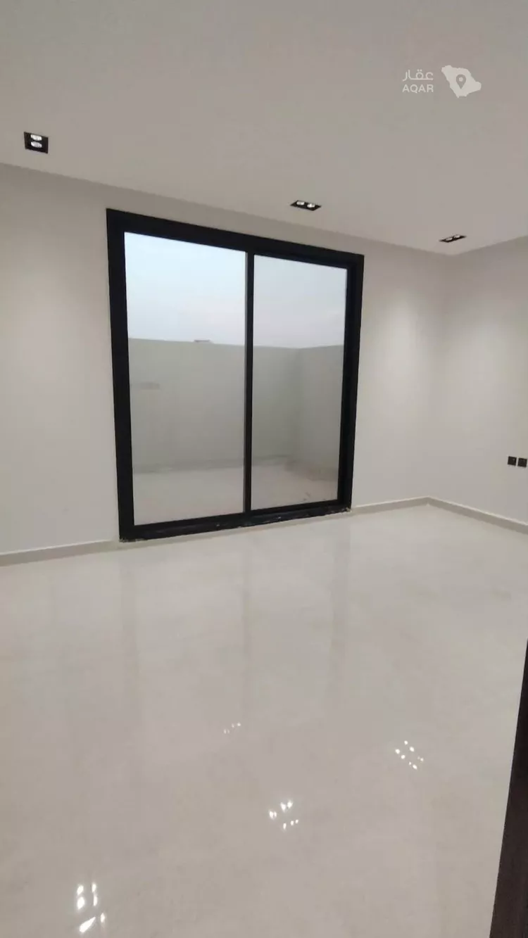 فيلا للبيع في شارع سليمان الحميضي, حي الرمال, مدينة الرياض, منطقة الرياض 8