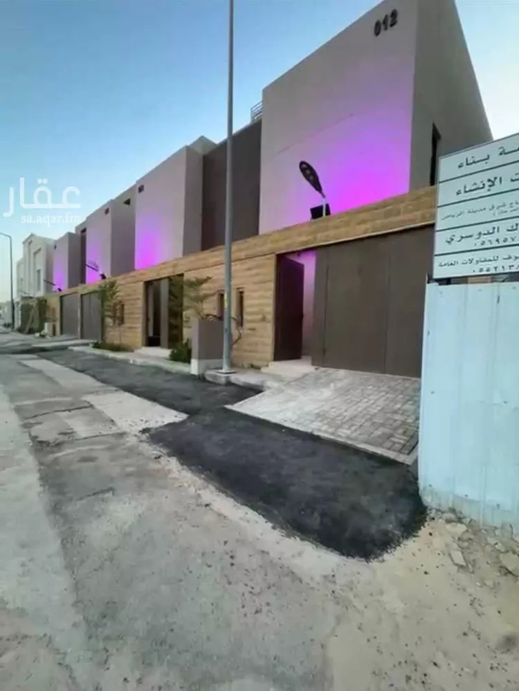 دور للبيع في شارع ابن تقي الدين, حي المرجان, مدينة الرياض, منطقة الرياض