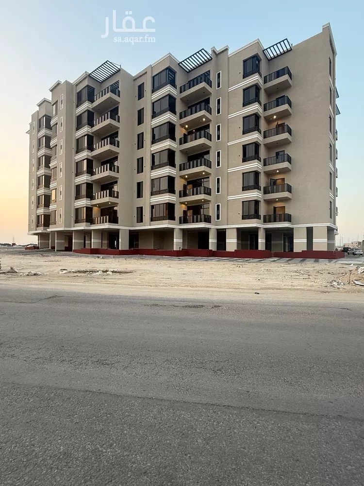 عمارة للبيع في شارع احمد بن عجيان, حي طيبة, مدينة الدمام, المنطقة الشرقية صورة 2