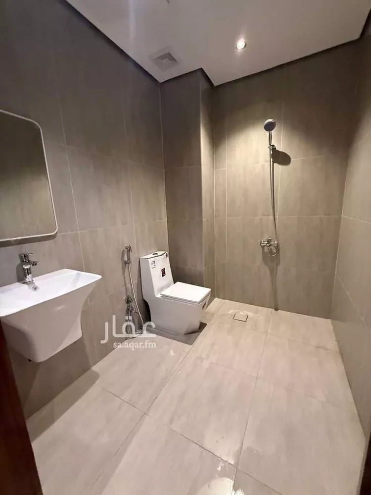 شقة للإيجار في شارع 10573033, حي الحمراء, مدينة الخبر, المنطقة الشرقية صورة 2