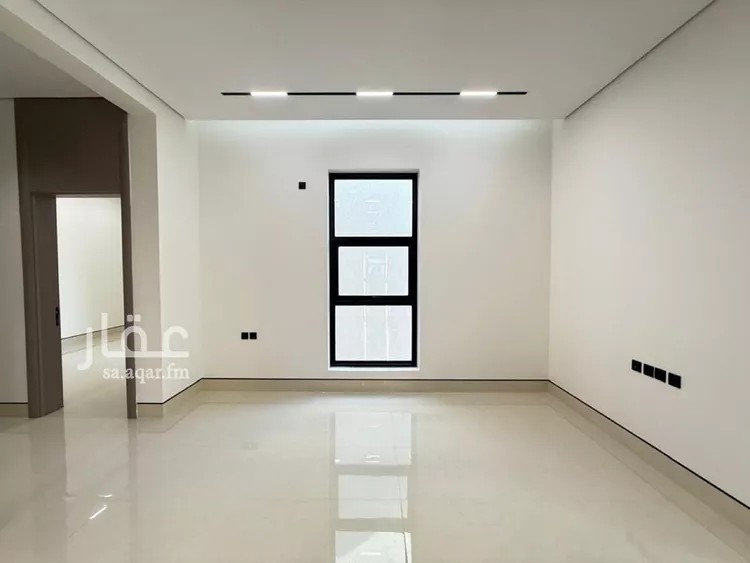 فيلا للبيع في شارع السيل الكبير, حي المهدية, مدينة الرياض, منطقة الرياض صورة 2