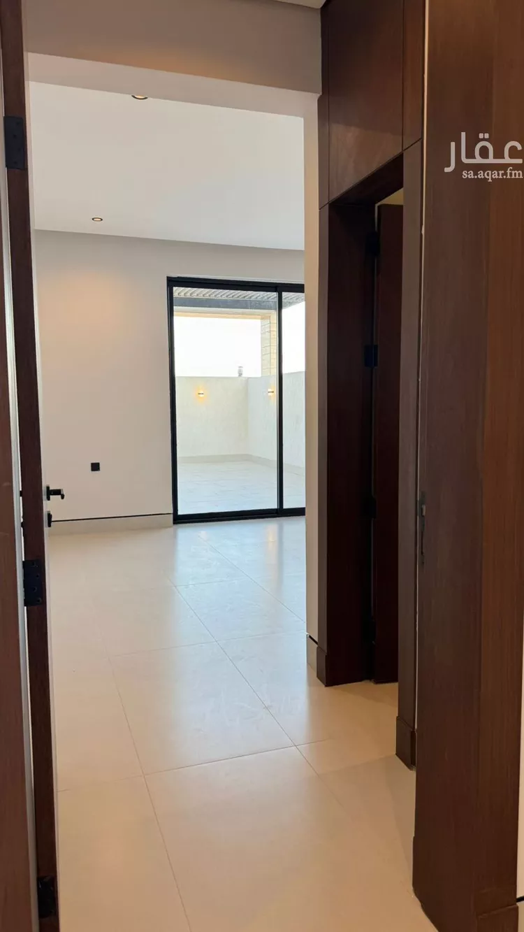 فيلا للبيع في شارع السيل الكبير, حي المهدية, مدينة الرياض, منطقة الرياض صورة 2