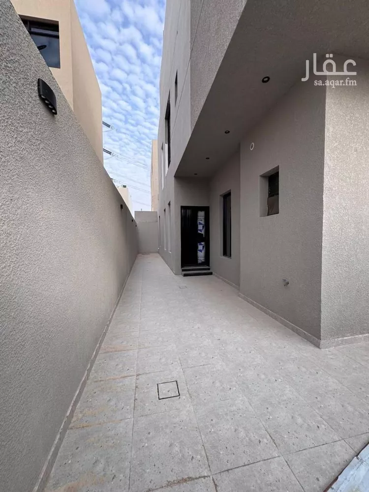 Villa for Sale in Riyadh Al Mahdiyah 19
