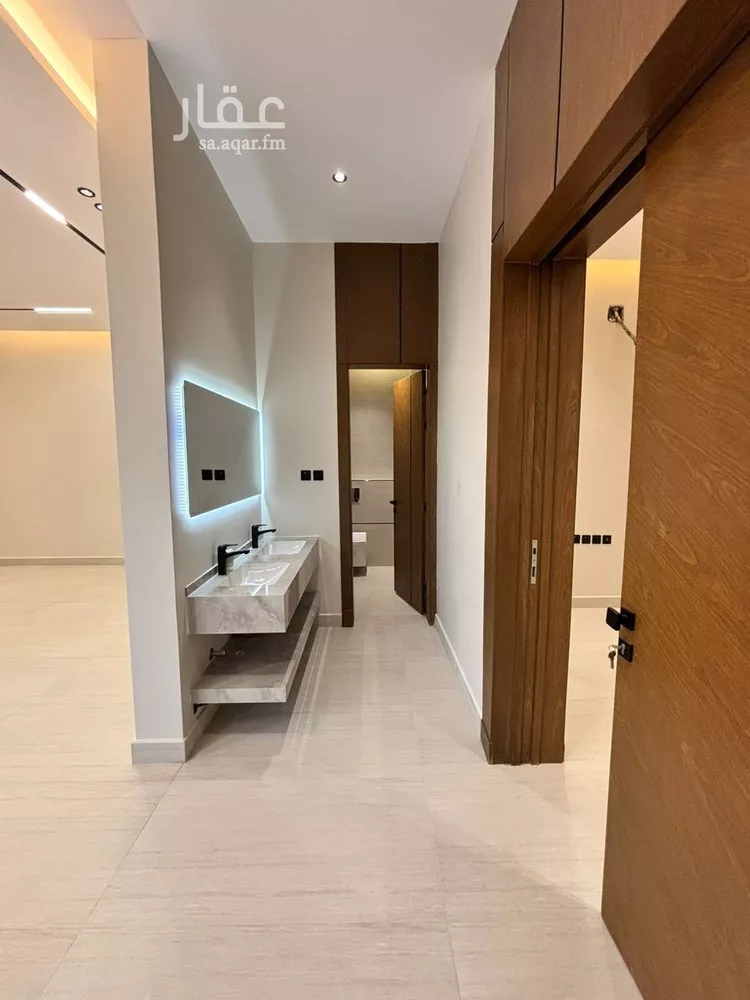 Villa for Sale in Riyadh Al Mahdiyah صورة 4