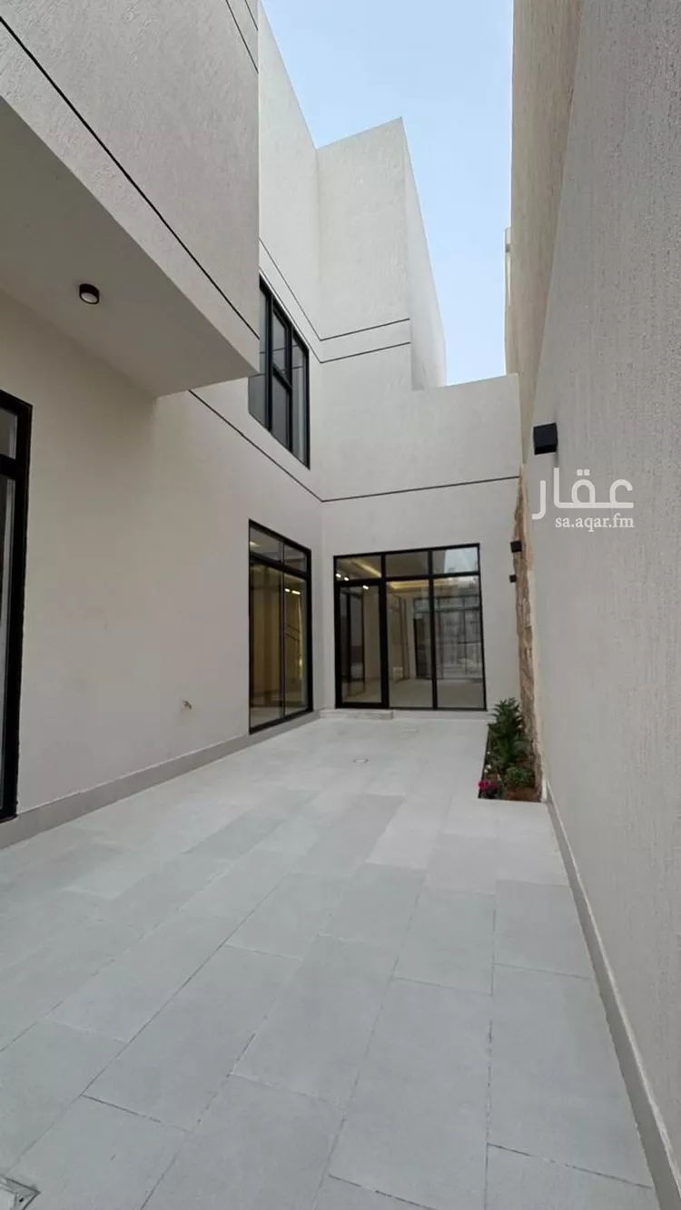 فيلا للبيع في شارع علي الجمال, حي المهدية, مدينة الرياض, منطقة الرياض صورة 5