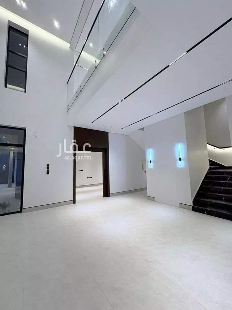فيلا للبيع في شارع أحمد الكازروني, حي المهدية, مدينة الرياض, منطقة الرياض صورة 5
