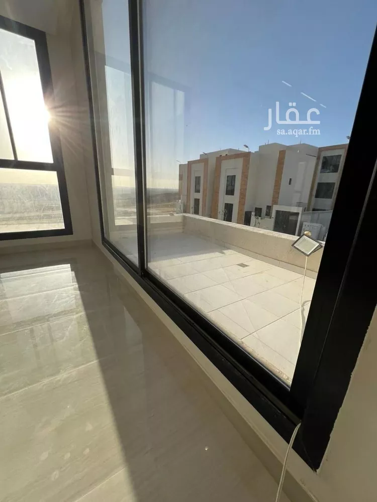 فيلا للبيع في شارع السيل الكبير, حي المهدية, مدينة الرياض, منطقة الرياض صورة 4