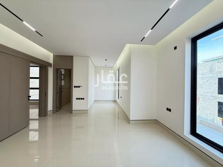 فيلا للبيع في شارع السيل الكبير, حي المهدية, مدينة الرياض, منطقة الرياض صورة 3