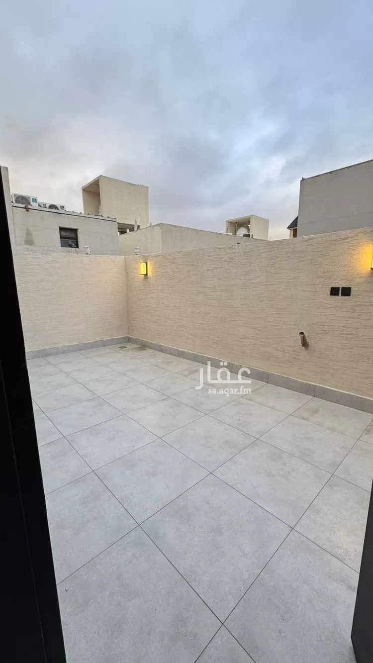 فيلا للبيع في شارع عفيف الدين الثقفي, حي المهدية, مدينة الرياض, منطقة الرياض 20