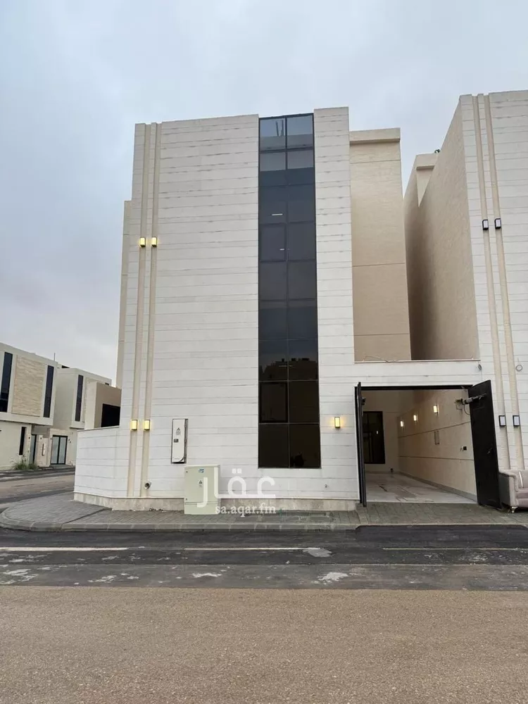 فيلا للبيع في شارع أبي الحسن الأسفرائيني, حي المهدية, مدينة الرياض, منطقة الرياض