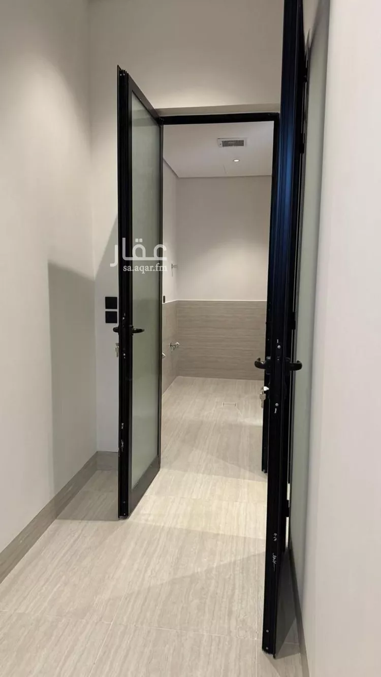 فيلا للبيع في شارع علي الجمال, حي المهدية, مدينة الرياض, منطقة الرياض 7