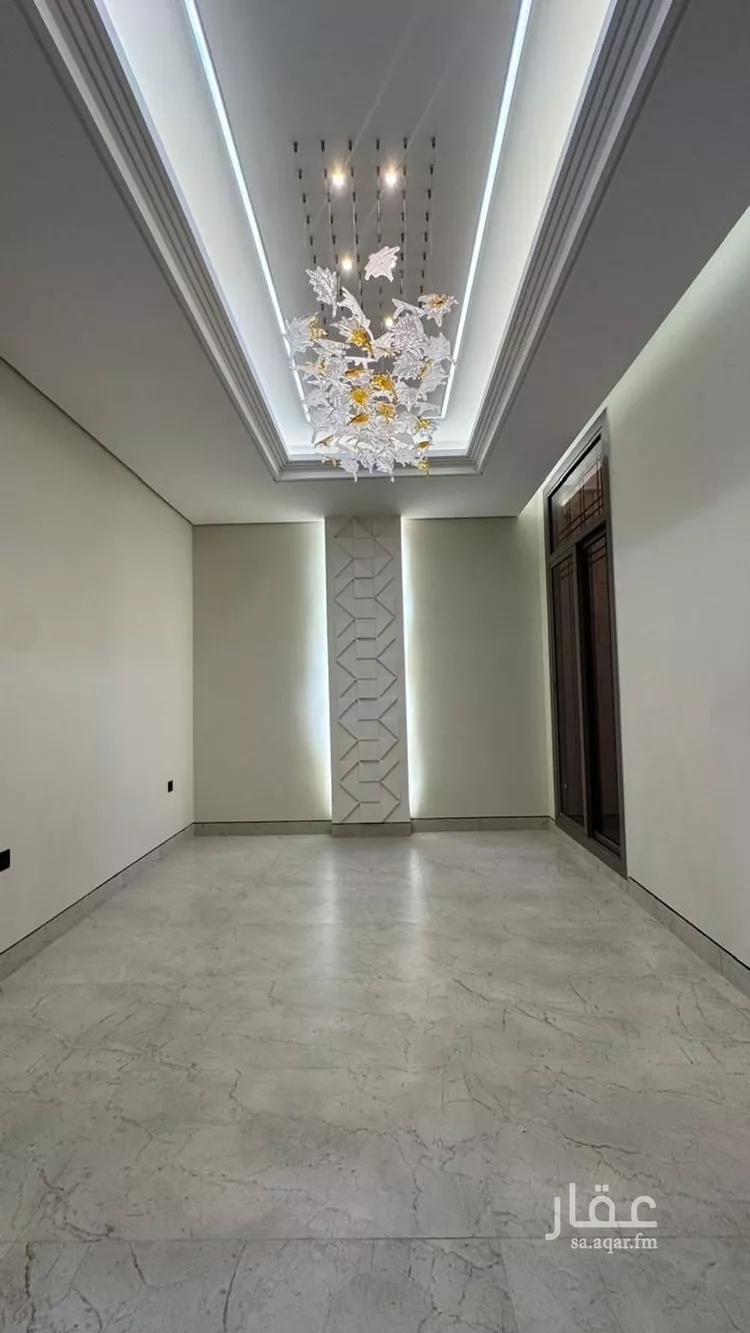 فيلا للبيع في شارع ضوء الصباح, حي المهدية, مدينة الرياض, منطقة الرياض صورة 3