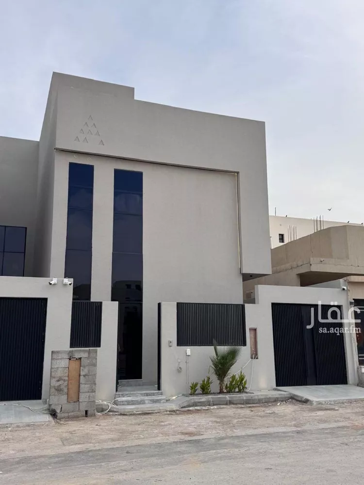 فيلا للبيع في شارع سعد الله بن مجالد, حي المهدية, مدينة الرياض, منطقة الرياض