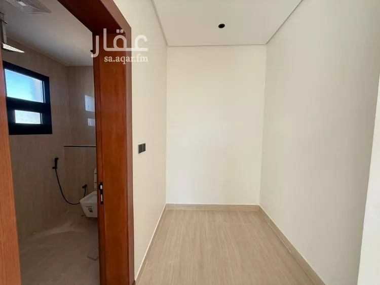 شقة للبيع في شارع السيل الكبير, حي المهدية, مدينة الرياض, منطقة الرياض صورة 3