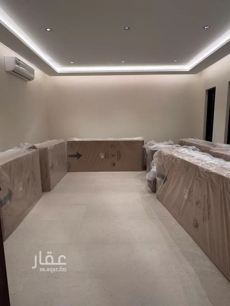 فيلا للبيع في شارع مليح بن طريف, حي المهدية, مدينة الرياض, منطقة الرياض 13