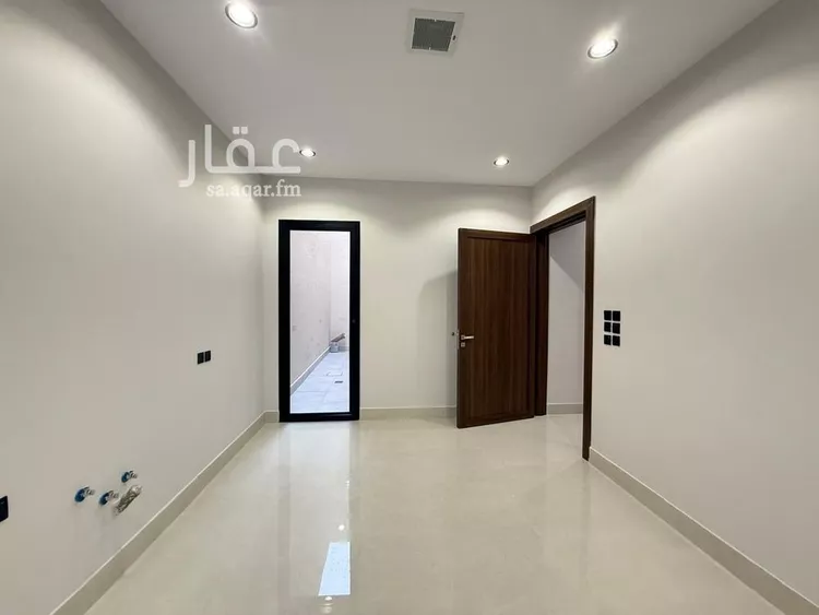 فيلا للبيع في شارع مليح بن طريف, حي المهدية, مدينة الرياض, منطقة الرياض صورة 2