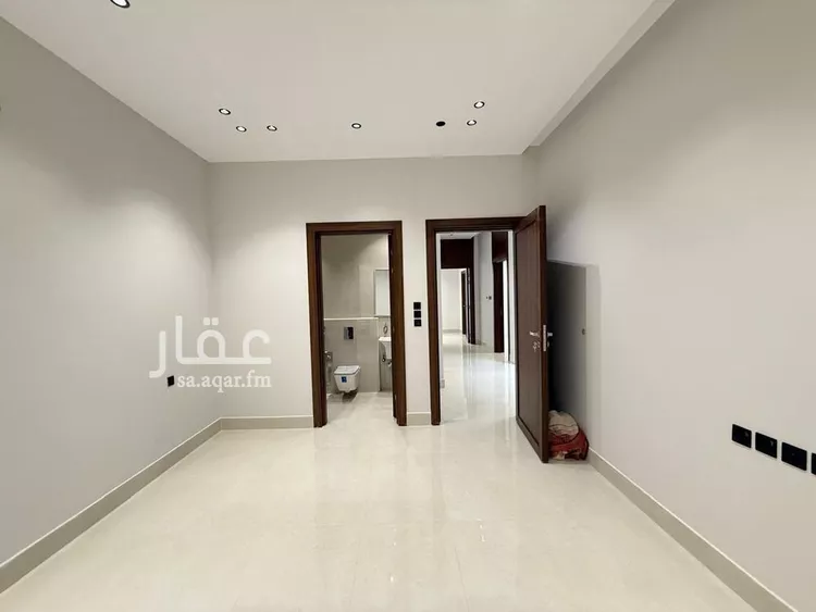 فيلا للبيع في شارع مليح بن طريف, حي المهدية, مدينة الرياض, منطقة الرياض 23