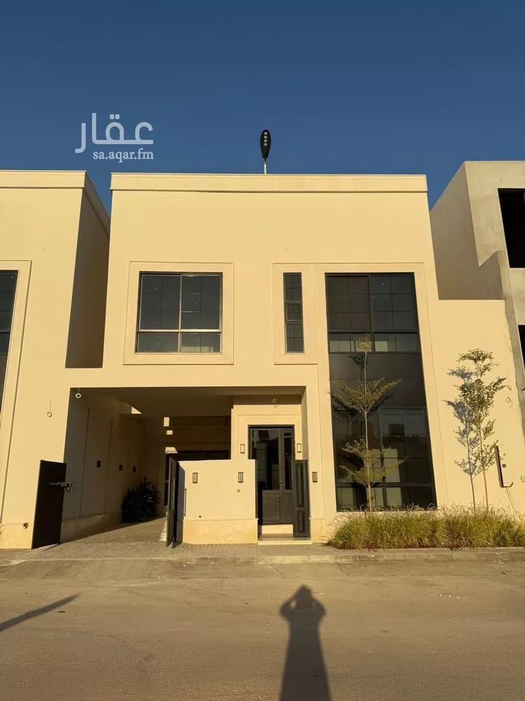 فيلا للبيع في شارع محمد بن أبي بكر القيم, حي المهدية, مدينة الرياض, منطقة الرياض