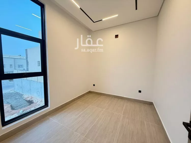 فيلا للبيع في شارع السيل الكبير, حي المهدية, مدينة الرياض, منطقة الرياض صورة 3