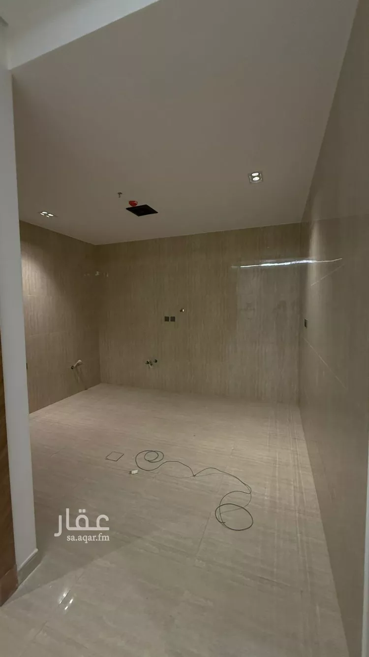 شقة للبيع في شارع السيل الكبير, حي المهدية, مدينة الرياض, منطقة الرياض صورة 2
