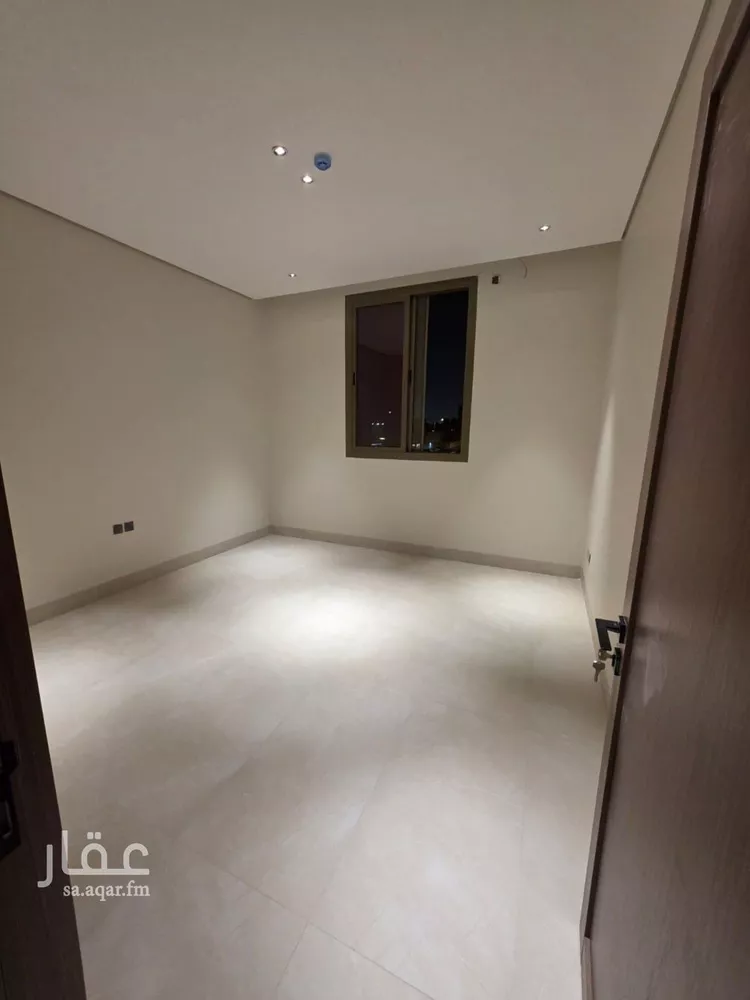 شقة للإيجار في شارع بعلبك, حي غرناطة, مدينة الرياض, منطقة الرياض صورة 3