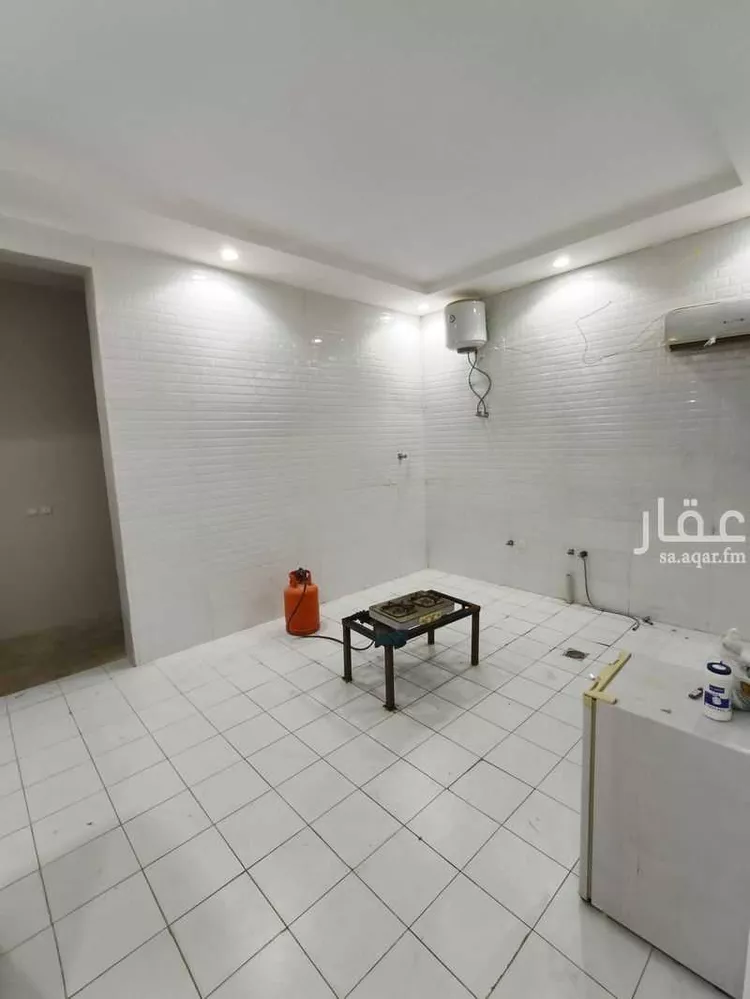 فيلا للبيع في شارع عبدالله القيرواني, حي الرمال, مدينة الرياض, منطقة الرياض 11