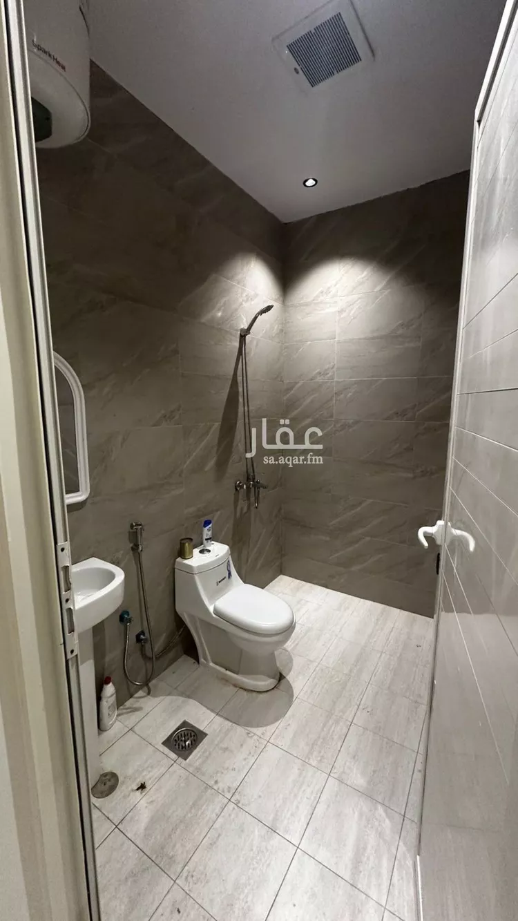 عمارة للبيع في شارع الطائف, حي ظهرة لبن, مدينة الرياض, منطقة الرياض صورة 5