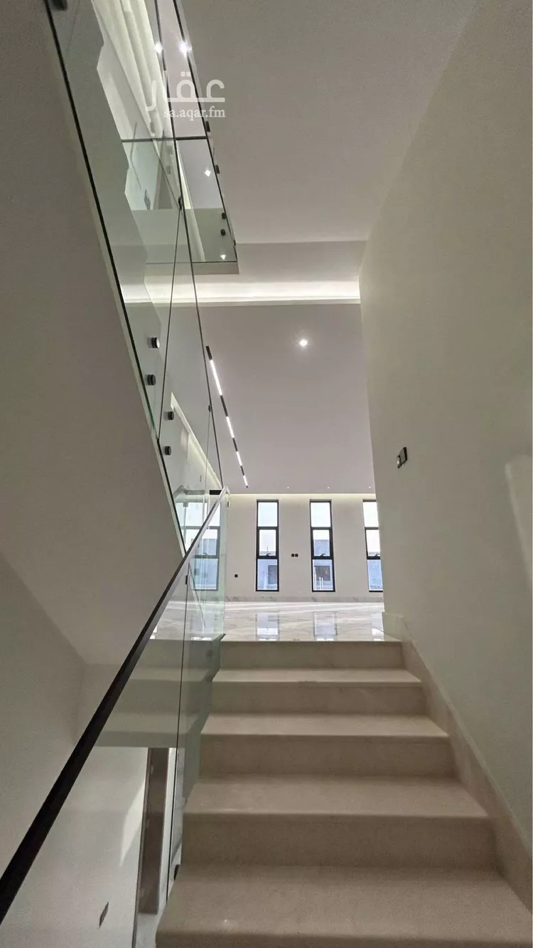 فيلا للبيع في شارع إبراهيم بن محمد الزمزمي, حي المهدية, مدينة الرياض, منطقة الرياض صورة 4