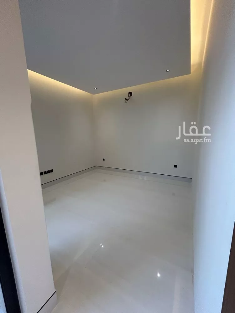 فيلا للبيع في شارع إبراهيم بن محمد الزمزمي, حي المهدية, مدينة الرياض, منطقة الرياض صورة 5