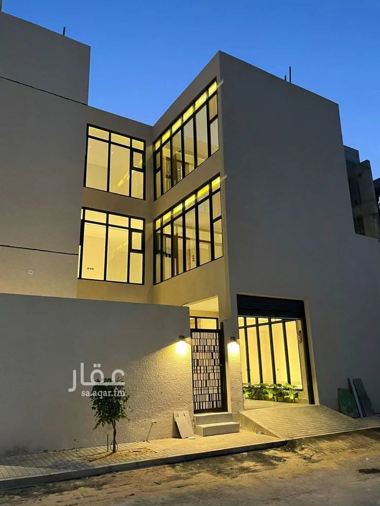 فيلا للبيع في شارع سبط بن الجوزي, حي المهدية, مدينة الرياض, منطقة الرياض صورة 2