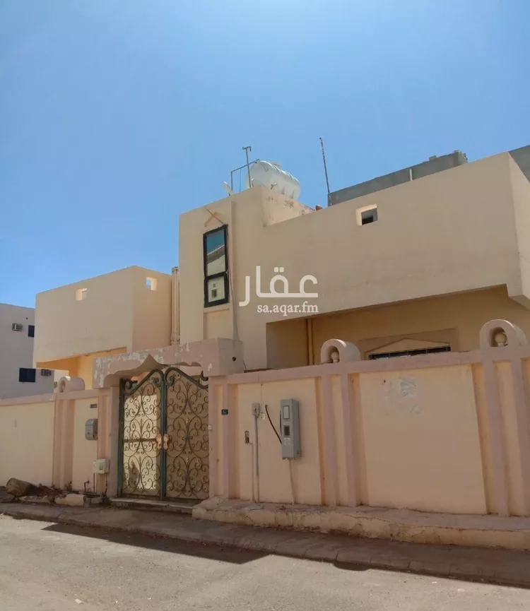 فيلا للبيع في شارع شيبة بن نٍصاح القارىء, حي الخالدية, مدينة المدينة المنورة, منطقة المدينة المنورة 1 صورة