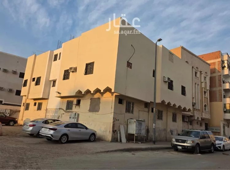 عمارة للبيع في شارع عمرو ابن عبدالله ابن نهار ابن عامر, حي بنى معاوية, مدينة المدينة المنورة, منطقة المدينة المنورة