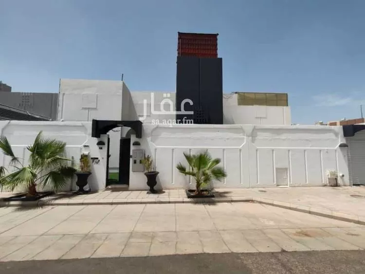 فيلا للبيع في شارع كعب ابن حباب, حي وادي مهزور, مدينة المدينة المنورة, منطقة المدينة المنورة
